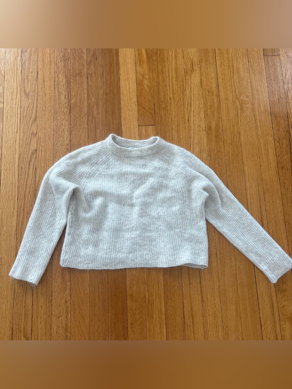 Zara Women’s Alpaca Wool Cream Colored Sweater